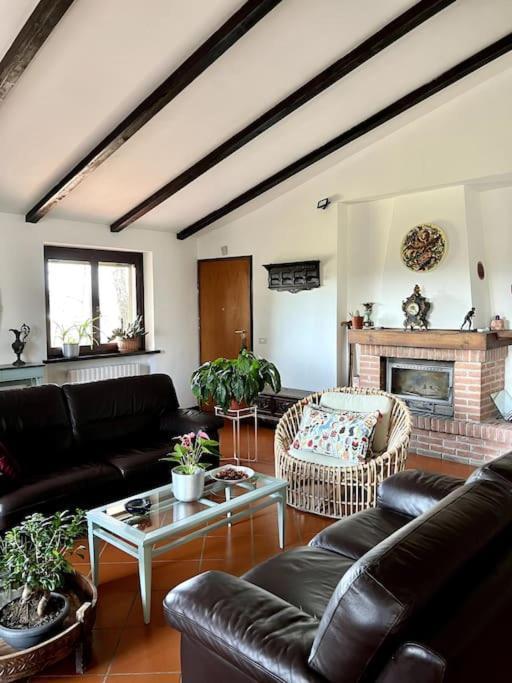 Apartment In Villa La Carruba Rivergaro Eksteriør bilde